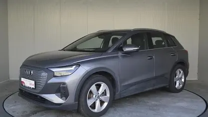Gebraucht Audi Q4 e-tron Basis 150 kW (204 PS) 2021 Mittelgrau  metallic SUV