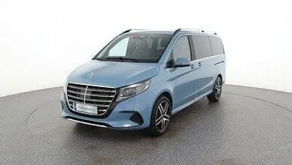 Vintageblau Gebraucht 2025 Mercedes V300 Exclusive Van / Kleinbus | € 115.188 (Superpreis)