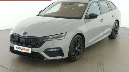 Grau Gebraucht 2020 Skoda Octavia RS Kombi | € 32.390 (Fairer Preis)