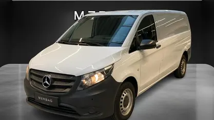 Gebraucht Mercedes Vito 163 PS (119 kW) 2021 Arktikweiß Van