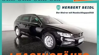 Schwarz Gebraucht 2022 VW Passat Business Kombi | € 22.480 (Fairer Preis)