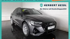 Grau Gebraucht 2021 Audi e-tron S-Line SUV | € 39.980 (Fairer Preis)