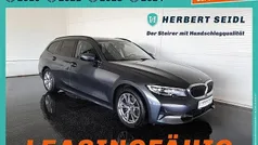 Grau Gebraucht 2022 BMW 318 Sport Line Kombi | € 26.980 (Fairer Preis)