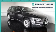 Grau Gebraucht 2022 VW Passat Business Kombi | € 21.480 (Fairer Preis)