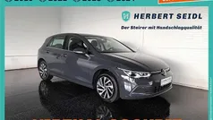 Grau Gebraucht 2021 VW Golf VIII Style Limousine | € 21.880 (Fairer Preis)