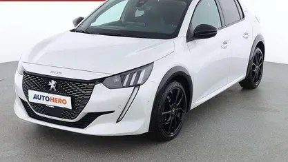 Weiß Gebraucht 2020 Peugeot 208 GT-line Kleinwagen | € 16.790 (Fairer Preis)