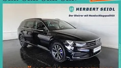 Schwarz Gebraucht 2022 VW Passat GTE Kombi | € 24.480 (Fairer Preis)