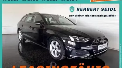 Gebraucht Audi A4 Advanced Plus 163 PS (119 kW) 2022 Schwarz Kombi