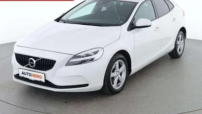 Gebraucht Volvo V40 120 PS (88 kW) 2019 Weiß Kombi