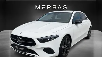 Weiß Gebraucht 2024 Mercedes A180 Edition Limousine | € 31.990 (Fairer Preis)