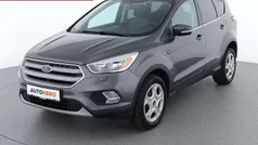 Grau Gebraucht 2017 Ford Kuga Trend SUV | € 14.790 (Fairer Preis)
