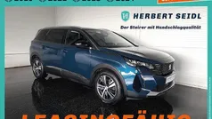 Blau Gebraucht 2022 Peugeot 5008 Allure Van / Kleinbus | € 27.880 (Fairer Preis)