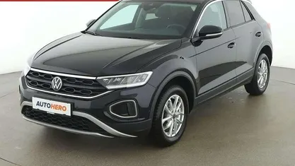 Schwarz Gebraucht 2023 VW T-Roc Life SUV | € 24.190 (Fairer Preis)