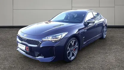 Blau Gebraucht 2021 Kia Stinger Kleinwagen | € 43.777