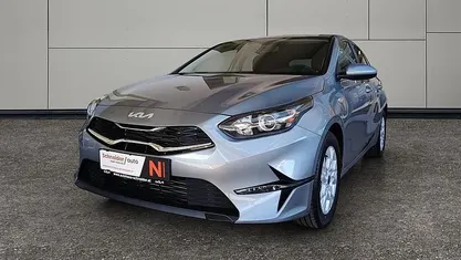 Silber Gebraucht 2025 Kia Ceed Silver Kleinwagen | € 20.888 (Fairer Preis)