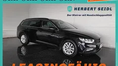 Schwarz Gebraucht 2022 VW Passat Business Kombi | € 20.880 (Fairer Preis)