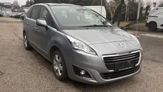 Artensegrau Gebraucht 2016 Peugeot 5008 Business-Line | € 8.990 (Etwas zu teuer)