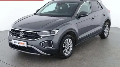 Gebraucht VW T-Roc Life 150 PS (110 kW) 2022 SUV