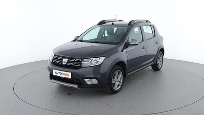Grau Gebraucht 2019 Dacia Sandero Prestige Limousine | € 13.190 (Teuer)