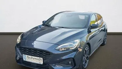 Blau Gebraucht 2020 Ford Focus ST-Line X Limousine | € 18.900 (Etwas zu teuer)