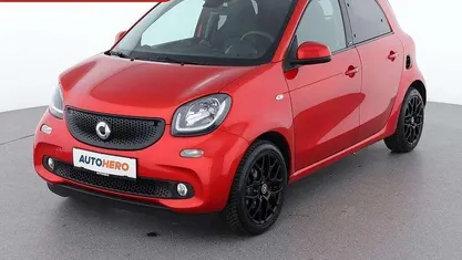Rot Gebraucht 2018 Smart ForFour Basis Kleinwagen | € 9.590 (Fairer Preis)