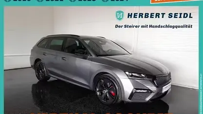 Gebraucht Skoda Octavia RS 245 PS (180 kW) 2022 Graphitegraumet. Kombi