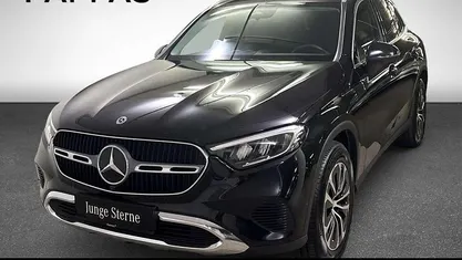 Gebraucht Mercedes GLC220 197 PS (144 kW) 2024 Obsidianschwarz metallic SUV