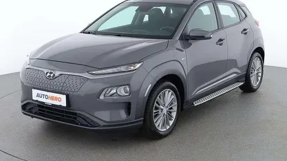 Gebraucht Hyundai Kona 100 kW (136 PS) 2020 Grau SUV