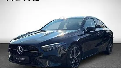 Schwarz Gebraucht 2025 Mercedes A200 Advanced Limousine | € 37.900 (Fairer Preis)