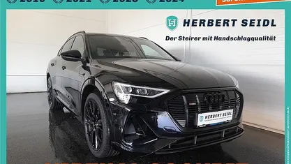 Schwarz Gebraucht 2022 Audi e-tron Black Edition SUV | € 41.480 (Fairer Preis)