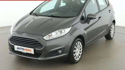 Grau Gebraucht 2016 Ford Fiesta Trend Kleinwagen | € 7.690 (Fairer Preis)