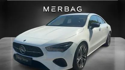 Gebraucht Mercedes CLA200 Progressive 150 PS (110 kW) 2024 Polarweiß Coupé