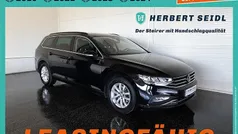 Schwarz Gebraucht 2022 VW Passat Business Kombi | € 21.480 (Fairer Preis)