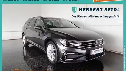 Gebraucht VW Passat GTE 156 PS (114 kW) 2020 Grau Kombi
