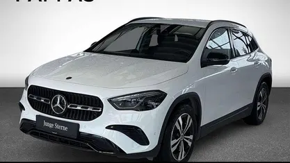 Gebraucht Mercedes GLA200 Progressive 150 PS (110 kW) 2024 Weiß SUV