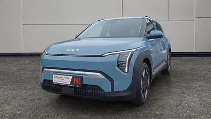 Blau Gebraucht 2025 Kia EV3 Air SUV | € 32.888 (Fairer Preis)