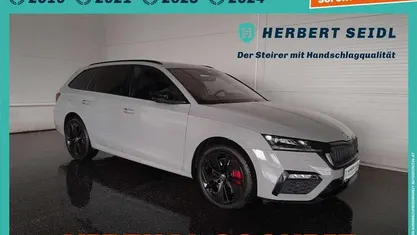 Grau Gebraucht 2021 Skoda Octavia RS Kombi | € 25.880 (Fairer Preis)
