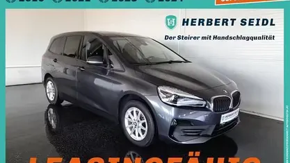 Gebraucht BMW 216 Advantage 116 PS (85 kW) 2022 Grau Kombi