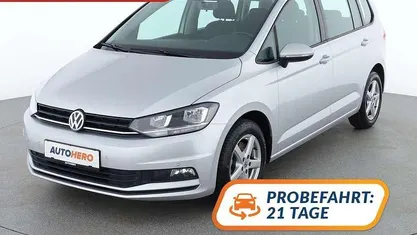 Gebraucht VW Touran 116 PS (85 kW) 2019 Grau Van / Kleinbus