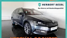 Grau Gebraucht 2021 Skoda Superb SportLine Kombi | € 28.980 (Fairer Preis)