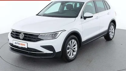 Gebraucht VW Tiguan Life 150 PS (110 kW) 2022 Weiß SUV