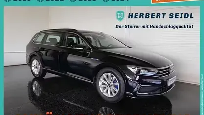 Gebraucht VW Passat GTE 156 PS (114 kW) 2022 Schwarz Kombi