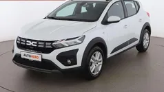 Weiß Gebraucht 2023 Dacia Sandero Expression Kleinwagen | € 15.190 (Fairer Preis)
