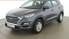 Grau Gebraucht 2019 Hyundai Tucson SUV | € 18.390 (Fairer Preis)