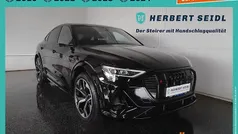 Schwarz Gebraucht 2022 Audi e-tron S-Line SUV | € 56.970 (Fairer Preis)