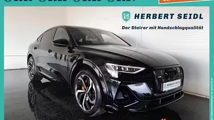 Schwarz Gebraucht 2022 Audi e-tron S-Line SUV | € 37.880 (Fairer Preis)