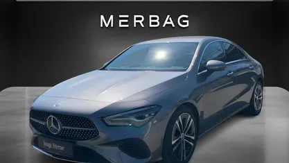 Gebraucht Mercedes CLA180 Progressive 136 PS (100 kW) 2024 Mountaingrau metallic Limousine