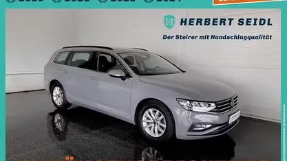 Gebraucht VW Passat Business 150 PS (110 kW) 2022 Kombi