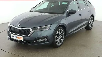 Grau Gebraucht 2021 Skoda Octavia Style Kombi | € 21.990 (Superpreis)