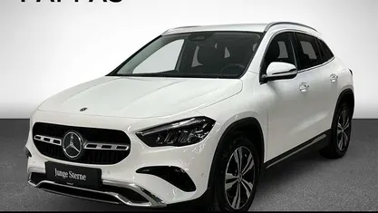 Gebraucht Mercedes GLA200 Edition 150 PS (110 kW) 2024 Polarweiß SUV